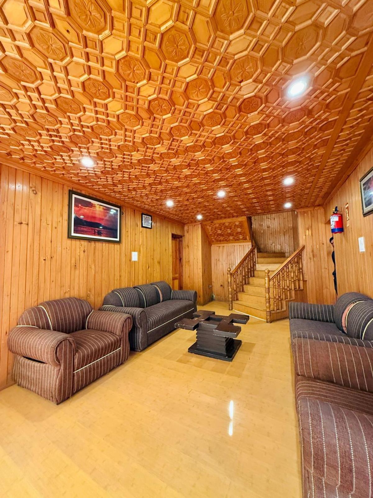 The Pinus Resort Pahalgām Exterior photo